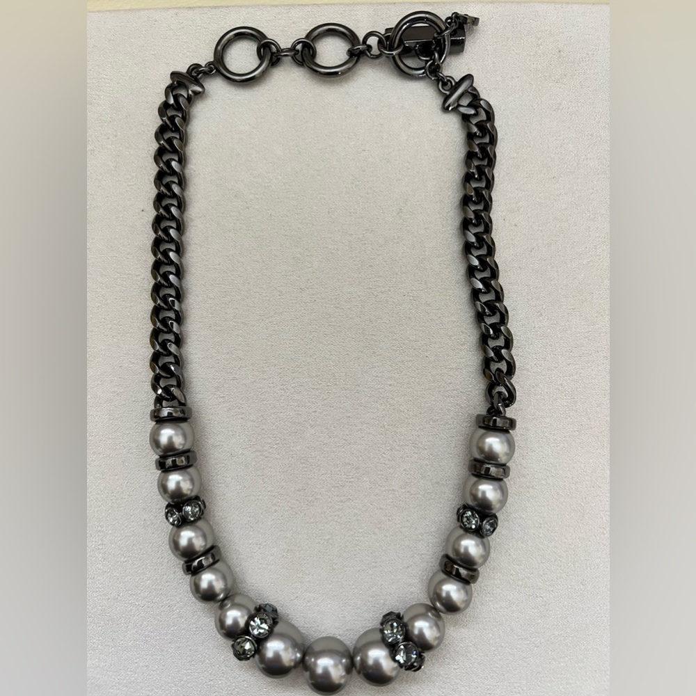 Givenchy faux pearl crystal necklace - Picture 3 of 12